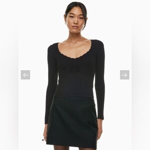 Aritzia Wilfred Black Scalloped Blouse